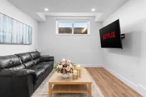 2BR Suite | Free Parking | U of C & C-Train - Image 3