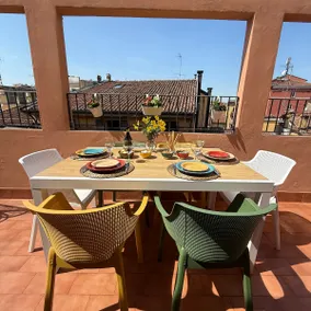 Sunset Terrace: 2 Bedrooms and Terrace in the Center - Image 2