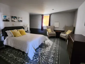Spacious Sebec 2 Bedroom - Nightly rental - Image 3