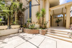 Modern 2BR Hideout | Quiet Villa + Parking - Image 4