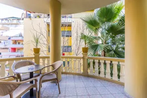 Modern 2BR Hideout | Quiet Villa + Parking - Image 3