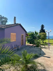 Tiny Paradise on the Beach - Image 2