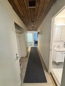 Bright Cozy Flat + Free Parking - Image 5