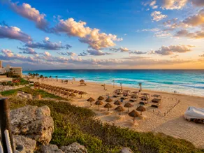 Beach Resort · Beach Access · Walk to La Isla - Image 2