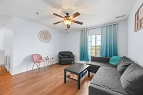 Bright 3BR Getaway Lynchburg - Image 3