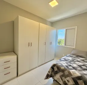 Work or Leisure: Apartment with Wi-Fi, Parking and Security - Image 3