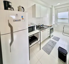 Work or Leisure: Apartment with Wi-Fi, Parking and Security - Image 4