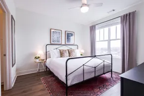 Western Velvet | 2BR 1KSF! | POOL + BAR - Image 5
