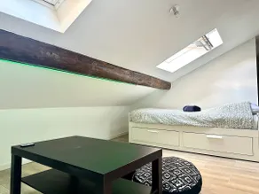 Le Graouilly 2 – Charming downtown studio - Image 4