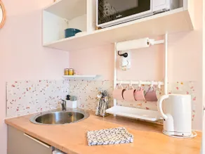 Studio Rose Pétale • Close to SNCF Station - Image 5
