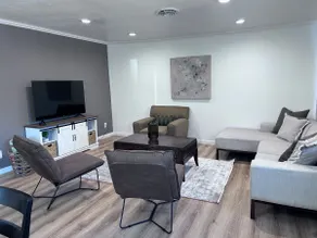 ~Kampflo Modern Retreat~ - Image 2