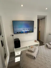 The Cabin at Satis - Image 4