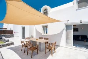 Avra Suite with Sunset View & Hot Tub - Image 3
