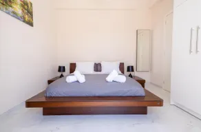 Avra Suite with Sunset View & Hot Tub - Image 5