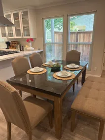 Clean, Modern Relaxation Oasis - Image 4
