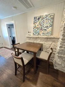 Cave Springs Cottage - Image 4