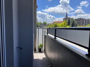 Bright apartment in Parque Etxebarria with parking - Image 2