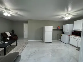 Charming and Modern 1BR Townhome in Harlingen, TX - Image 4