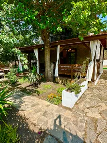 Charming seafront detached stone house with AC - Image 3