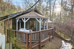 1BR 2BA Cabin Hot Tub, Minutes to Pigeon Forge - Image 4