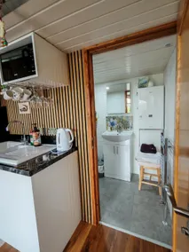 Hilltop Cabin - Image 5