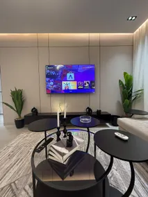 Luxury Al Muruj Apt | 65” TV | Keyless Entry - Image 5