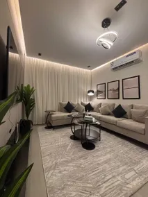 Luxury Al Muruj Apt | 65” TV | Keyless Entry - Image 3
