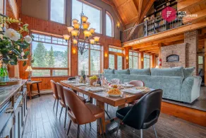 Stoneham Waterfront Retreat With Sauna and Spa - Image 3