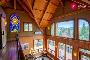 Stoneham Waterfront Retreat With Sauna and Spa - Image 2
