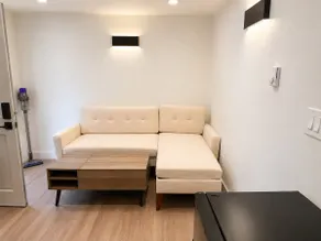 Cozy 1BR in Northgate w/Parking - Image 2