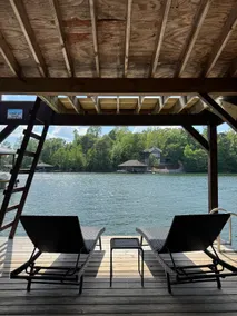 Family fun! Dock & Jump Platform & Rope Swing - Image 2