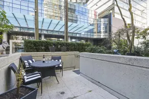 NEW Listing - Stylish Coal Harbour Townhome - Image 5