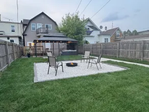 Relax & Play- Walking distance to food & drinks - Image 4