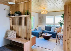 Modern Natural Relax in Lansing! - Image 2