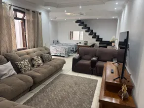 House with 4 Bedrooms | Companies | 30% Monthly | Garage - Image 2