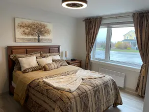 ”Apartment at 296” 1 bed 1 inflatable mattress - Image 3