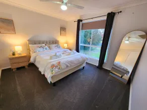 Luxury Poolside Gateaway - Image 2