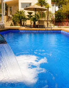 Villa with Jacuzzi and Pool in Nature - Image 3