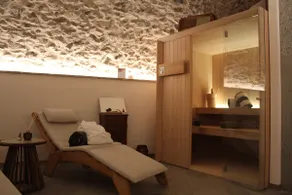 Suite with sauna and Scottish shower - Image 5