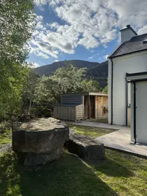 Cottage in beautiful valley - Image 5