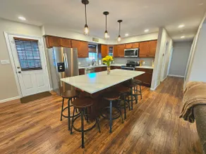 Lakeside Escape - Charming home on Lake Cumberland - Image 2
