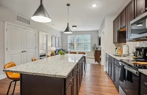 Italian Village 2 bedrooms with 2 bath - Image 5