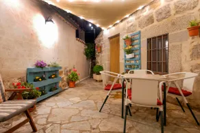 El Berrueco Rural House, private Jacuzzi 2/4 seats - Image 5