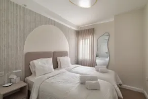 Hotel-Style 1BR Suite in RBSA - Image 5