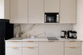 Hotel-Style 1BR Suite in RBSA - Image 3