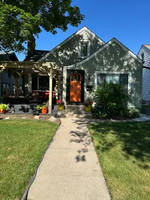 Minnehaha Parkway Retreat - Image 3