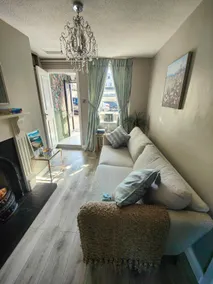 Hugh's Place - Image 4