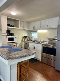 1625 Coastal Cottage - Image 4