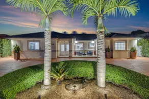4BR Luxury Pool Home in Miami Lakes Fully Equipped - Image 2