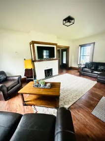 Cozy 4BR • Close to Downtown • Group Friendly - Image 3